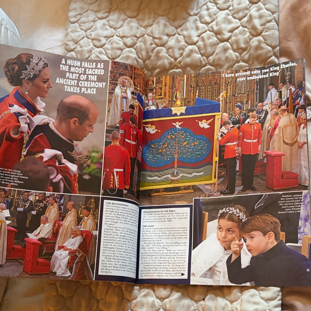 Hello! Magazine Souvenir Issue - Picture 2 of 2